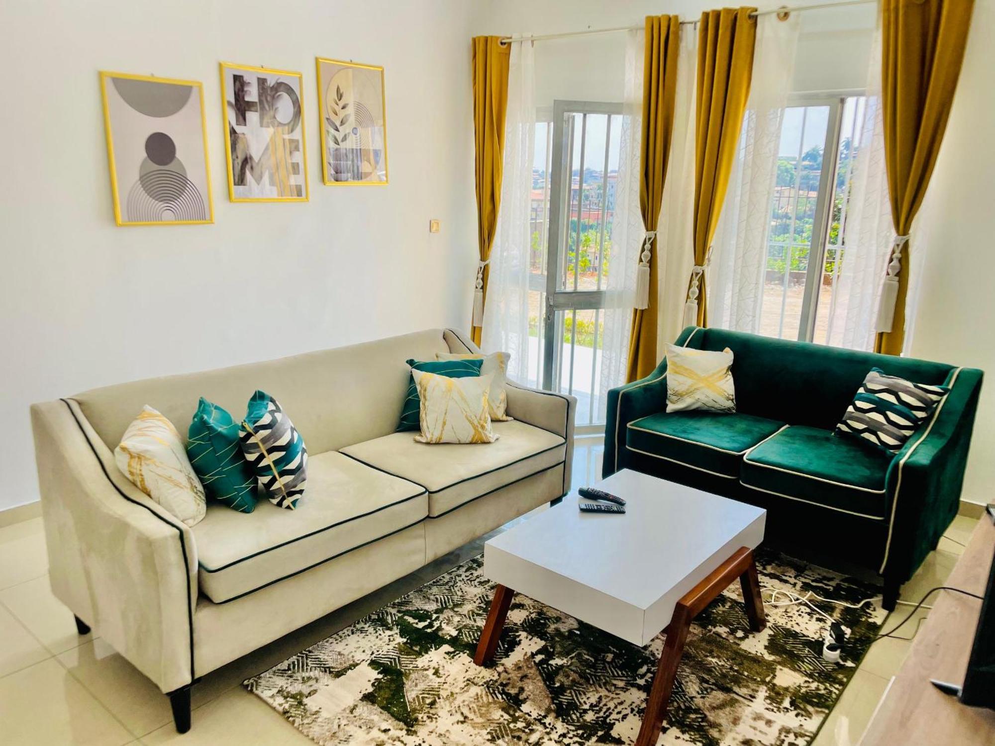 Appartement Avec Vue Panoramique Two Or Three Rooms Yaoundé Zewnętrze zdjęcie
